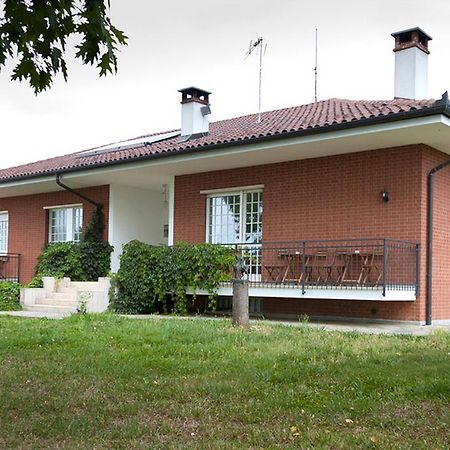 B&B "La Riviera" Arignano Екстериор снимка
