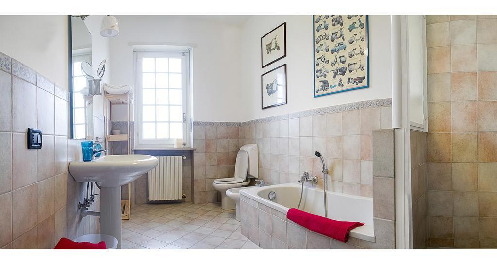 B&B "La Riviera" Arignano Стая снимка