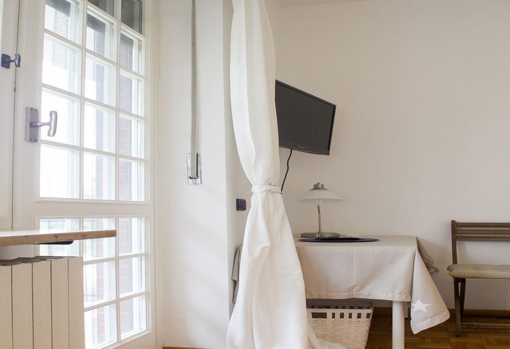 B&B "La Riviera" Arignano Екстериор снимка
