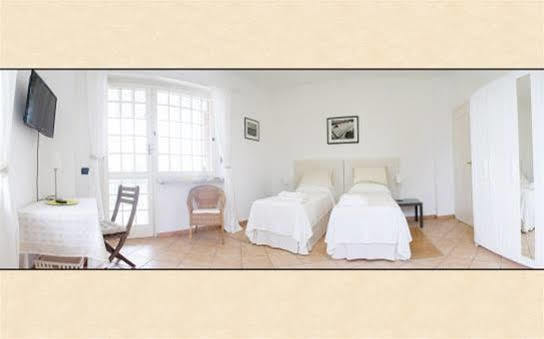 B&B "La Riviera" Arignano Екстериор снимка